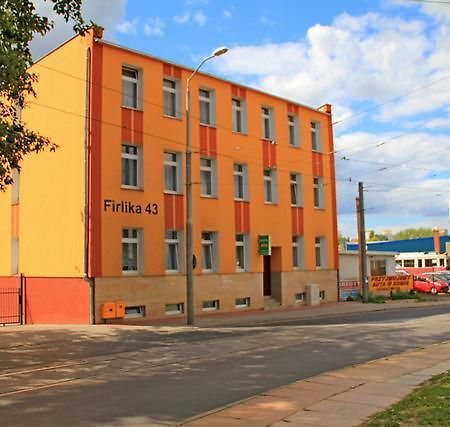 Hostel Firlik Щецин Экстерьер фото